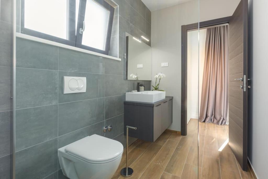 Marcante - Designer, Romantic Pool View Suite Poreč Eksteriør billede